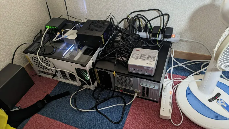友人と持ち寄ったPCで組んだ自宅サーバー群