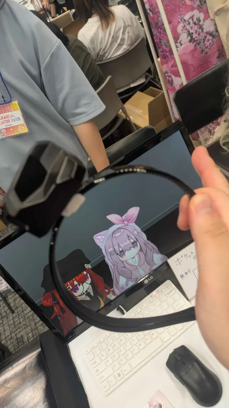 映像への没入体験を上げる試作展示 1